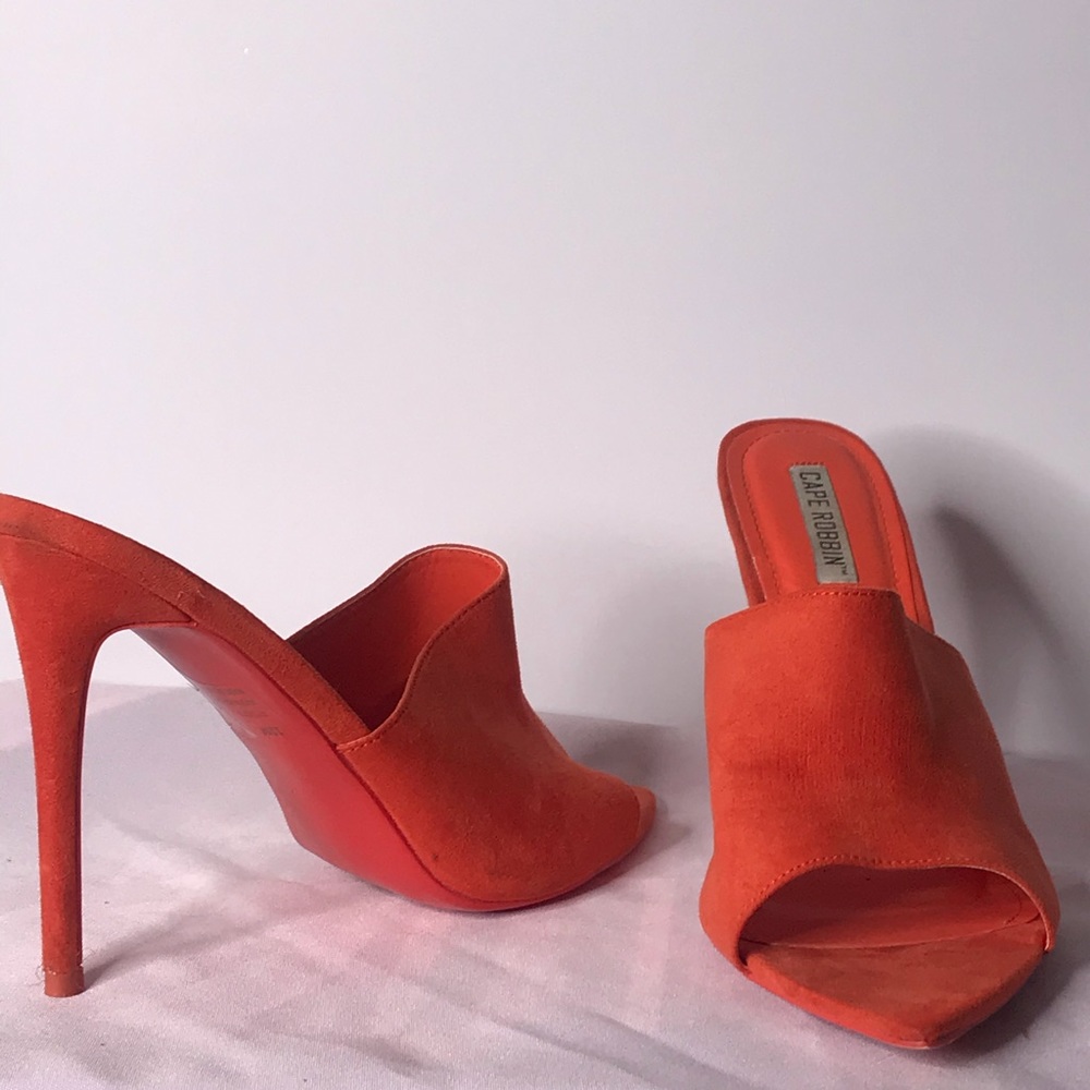 Orange pointed toe mule Sandal